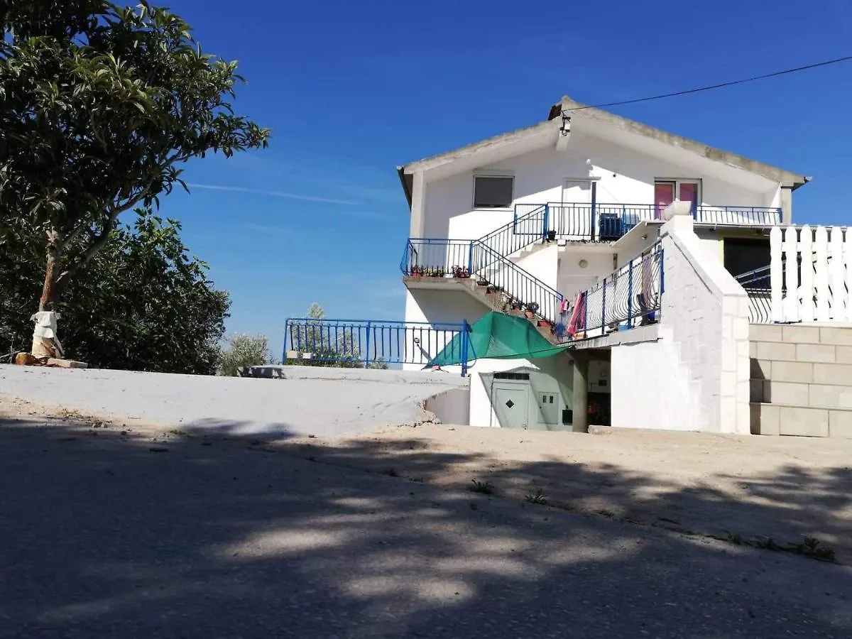 Apartment Tkon 5827B