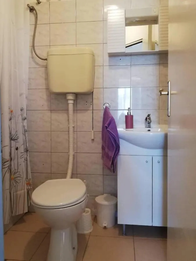 Apartment Tkon 5827B
