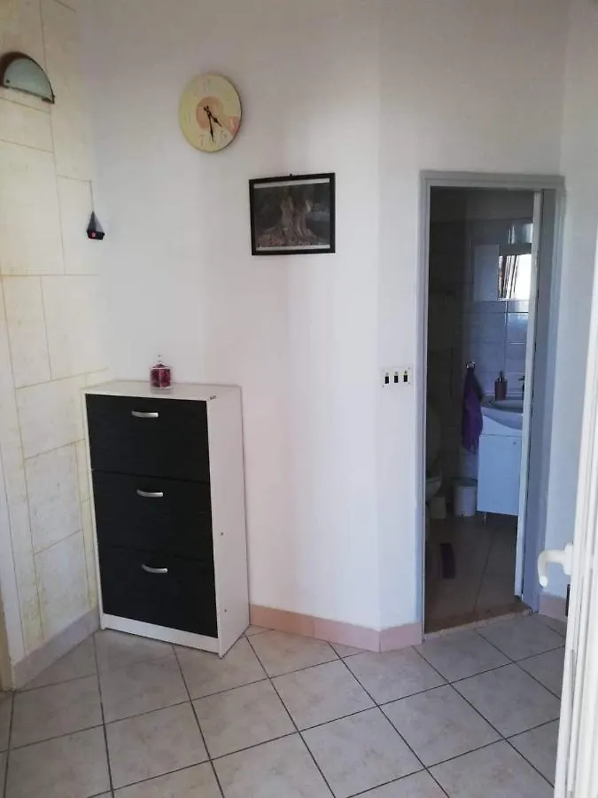 Apartment Tkon 5827B