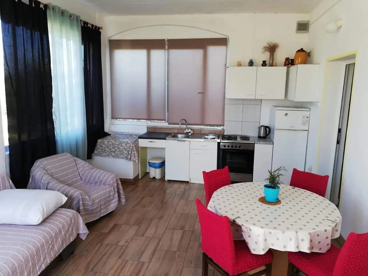 Apartment Tkon 5827B